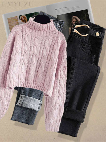 ピンクセーター＋ブラックパンツ